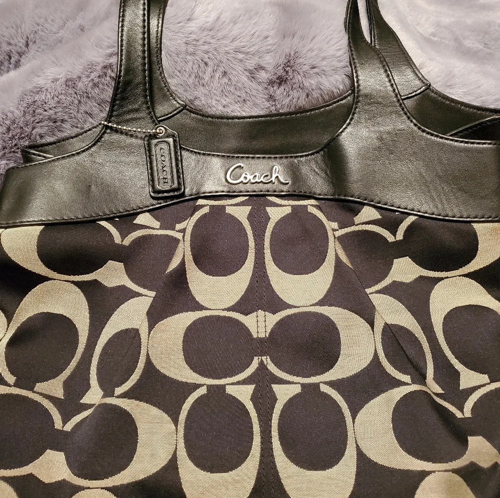 Coach Purse - Picture 2 of 4